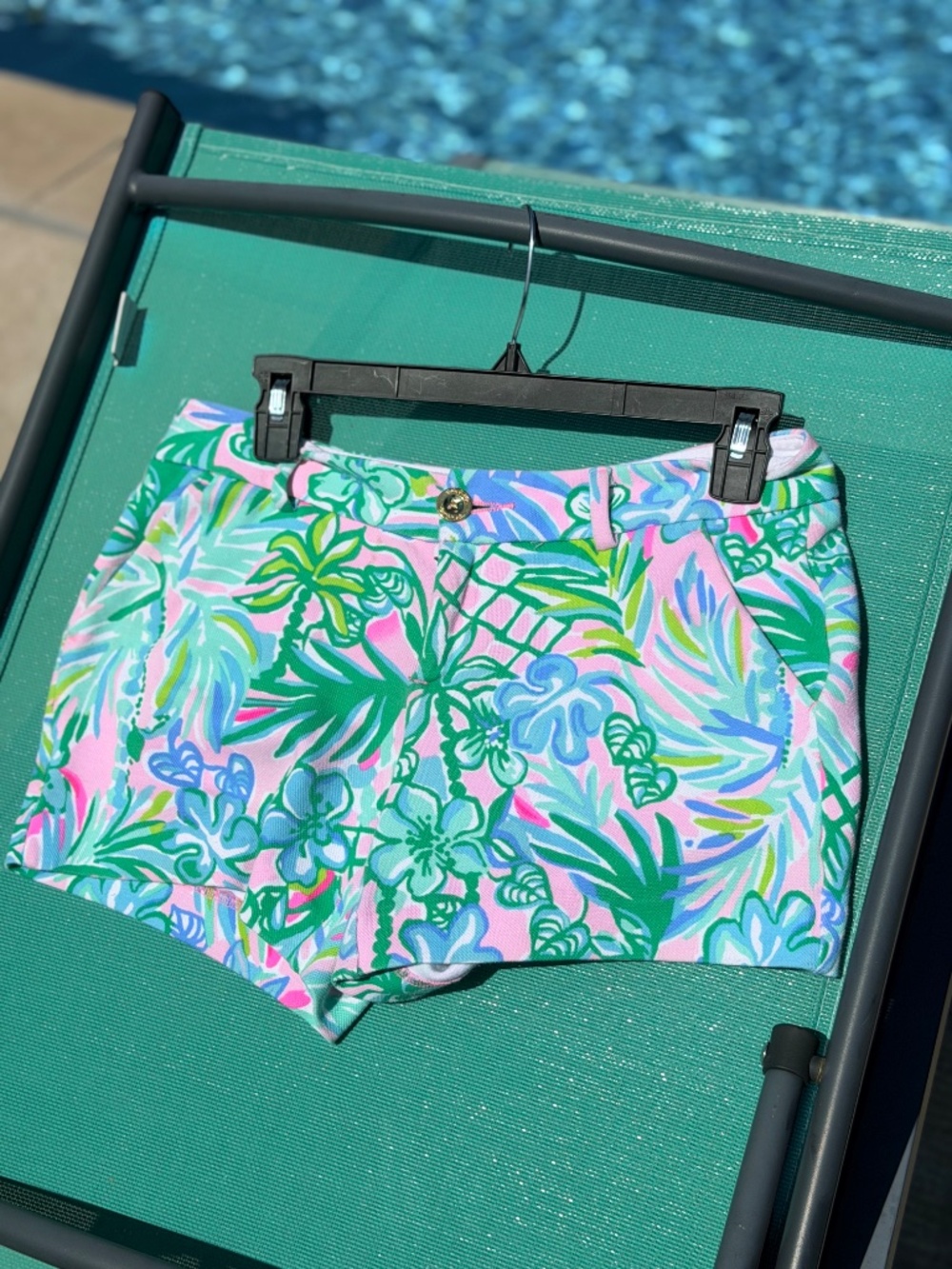 Preppy Lilly Pulitzer Palm Print Shorts Pink, Blue, Green Size 4